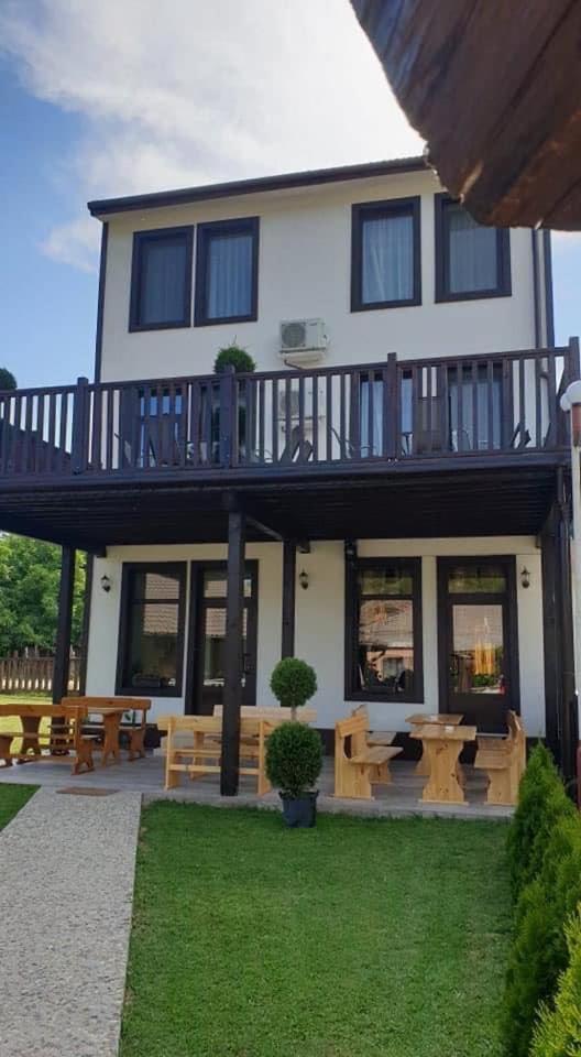 Бялата Къща Hotel Kirkovo  Bagian luar foto